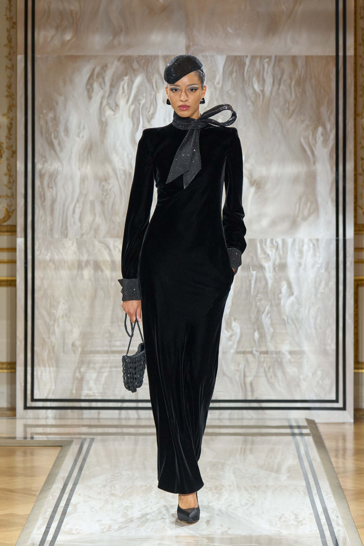 Giorgio Armani Privé Presents Its New Autumn Winter 2025-26 Haute Couture Collection: Noir Séduisa