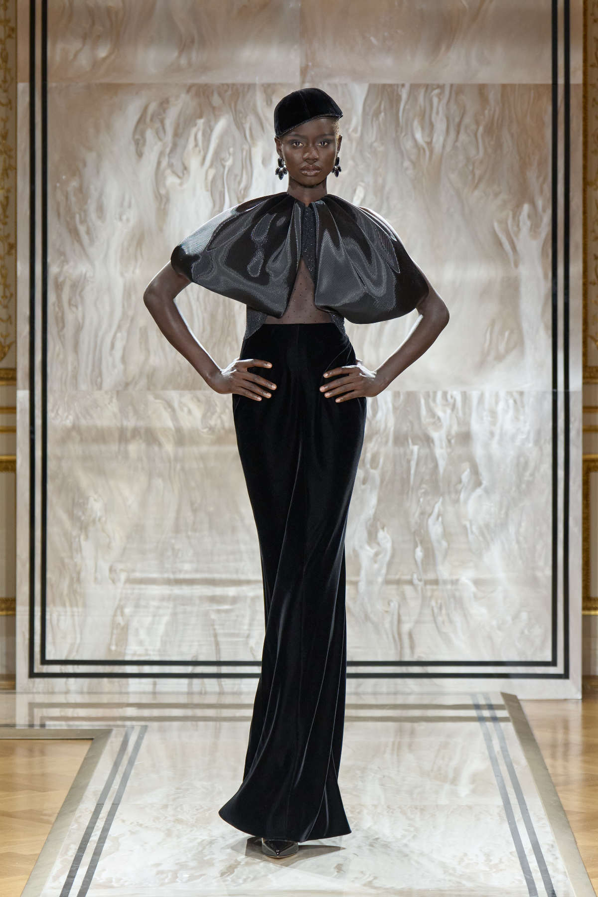 Giorgio Armani Privé Presents Its New Autumn Winter 2025-26 Haute Couture Collection: Noir Séduisa