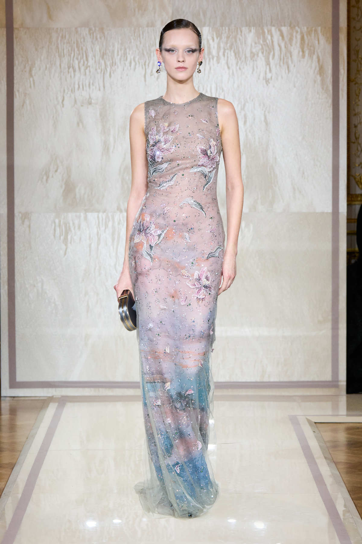 Giorgio Armani Privé Presents Its New Spring Summer 2025 Haute Couture Collection: Lumières