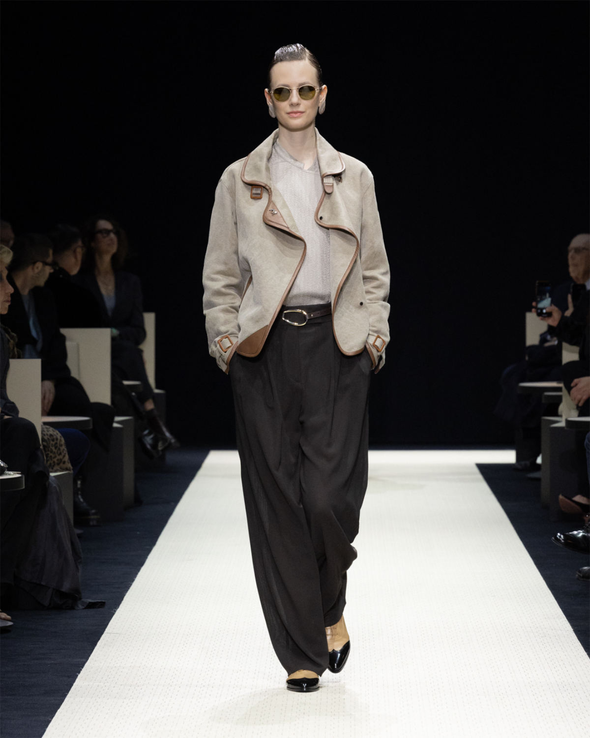 Giorgio Armani Presents Its New Women’s Autumn/Winter Collection 2025/26: Roots