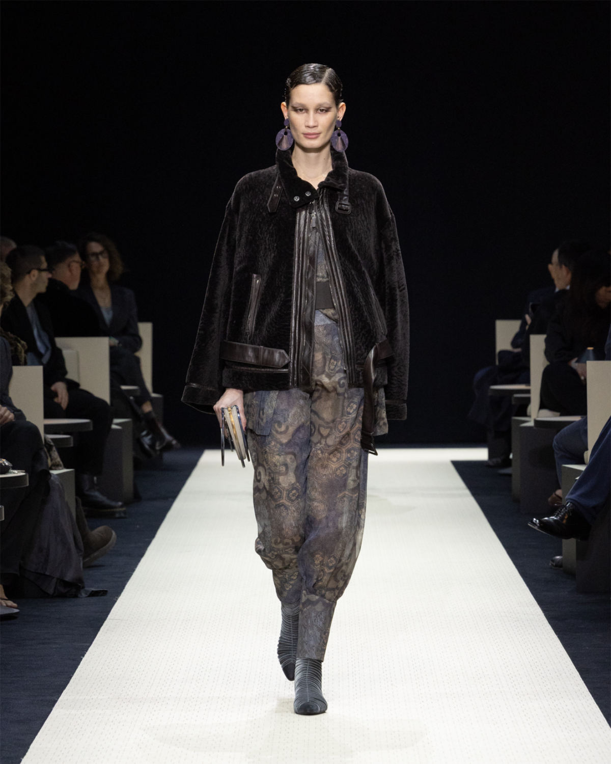 Giorgio Armani Presents Its New Women’s Autumn/Winter Collection 2025/26: Roots