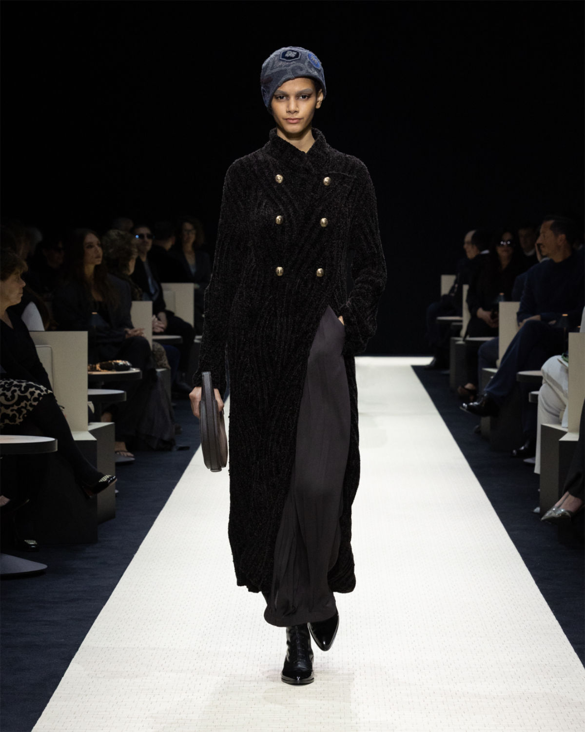 Giorgio Armani Presents Its New Women’s Autumn/Winter Collection 2025/26: Roots