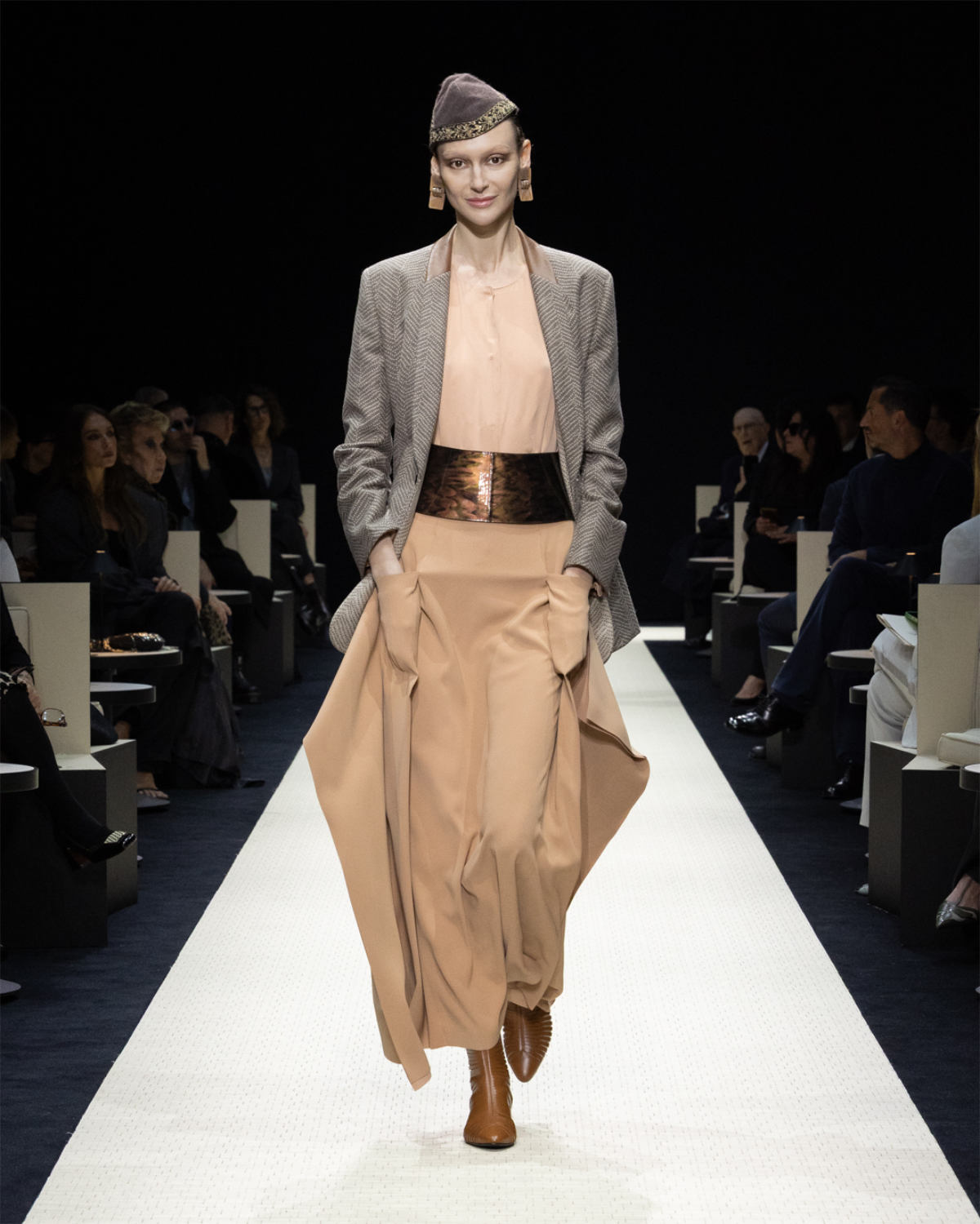 Giorgio Armani Presents Its New Women’s Autumn/Winter Collection 2025/26: Roots