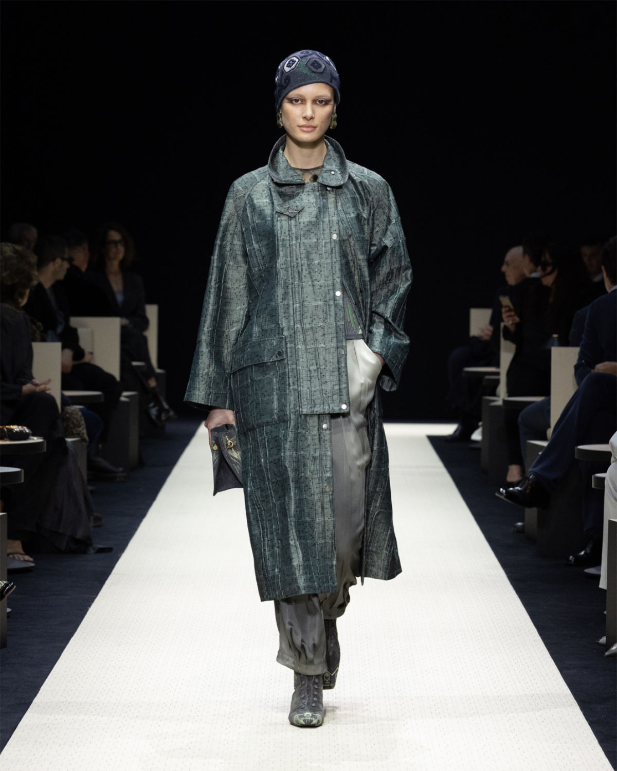 Giorgio Armani Presents Its New Women’s Autumn/Winter Collection 2025/26: Roots