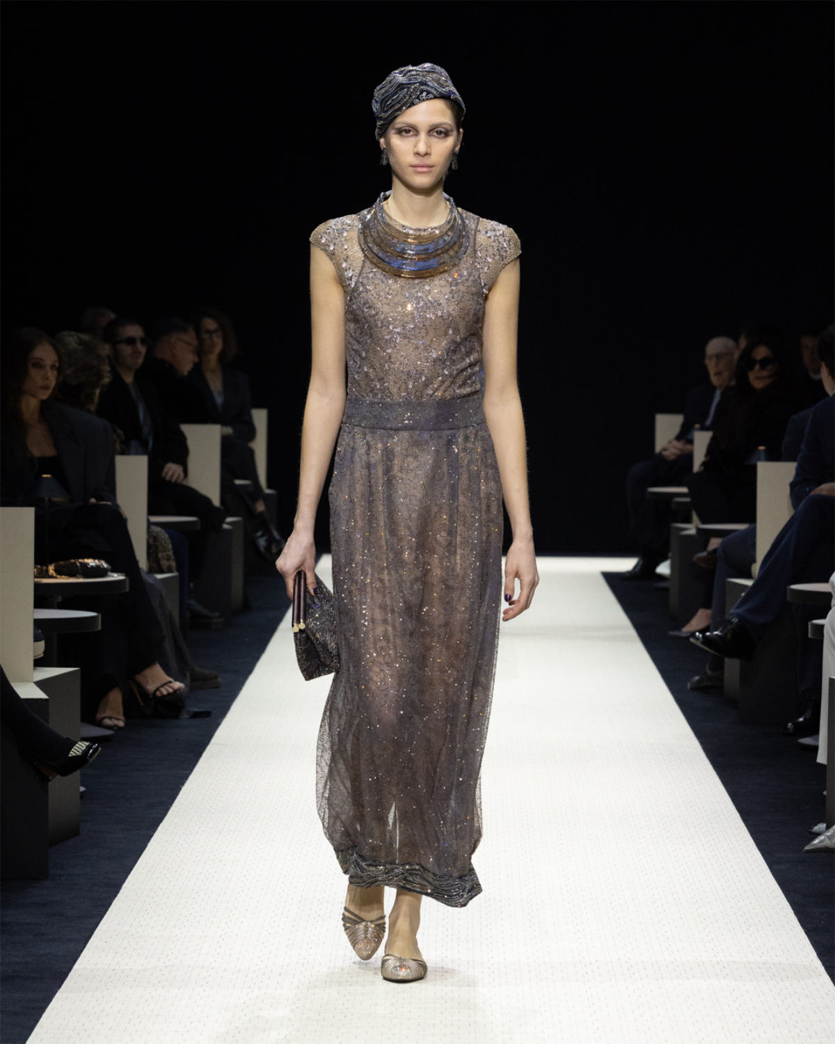 Giorgio Armani Presents Its New Women’s Autumn/Winter Collection 2025/26: Roots