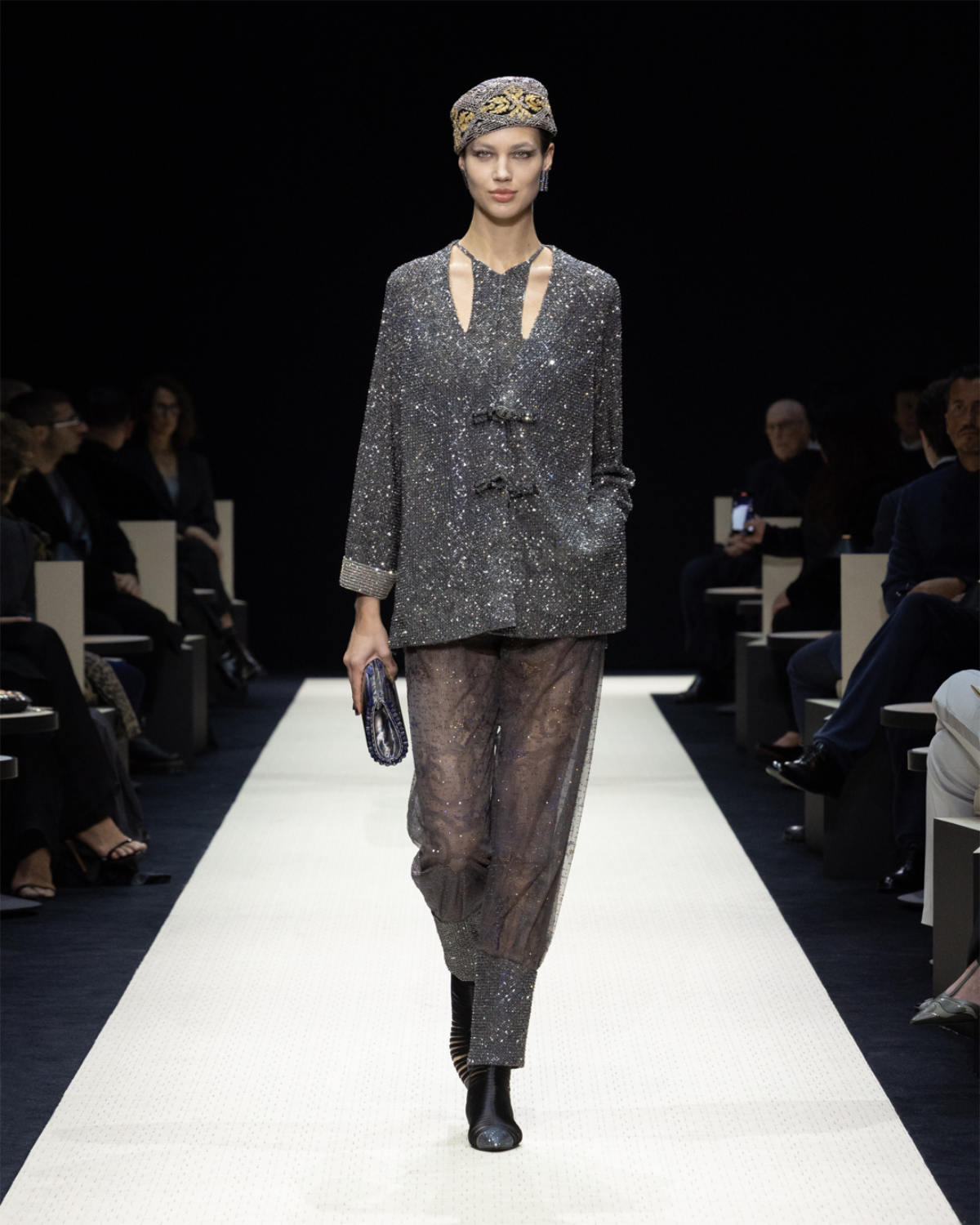 Giorgio Armani Presents Its New Women’s Autumn/Winter Collection 2025/26: Roots