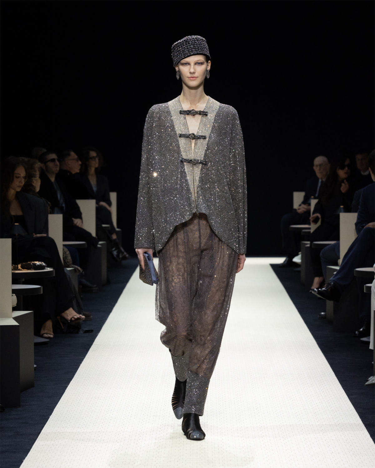 Giorgio Armani Presents Its New Women’s Autumn/Winter Collection 2025/26: Roots