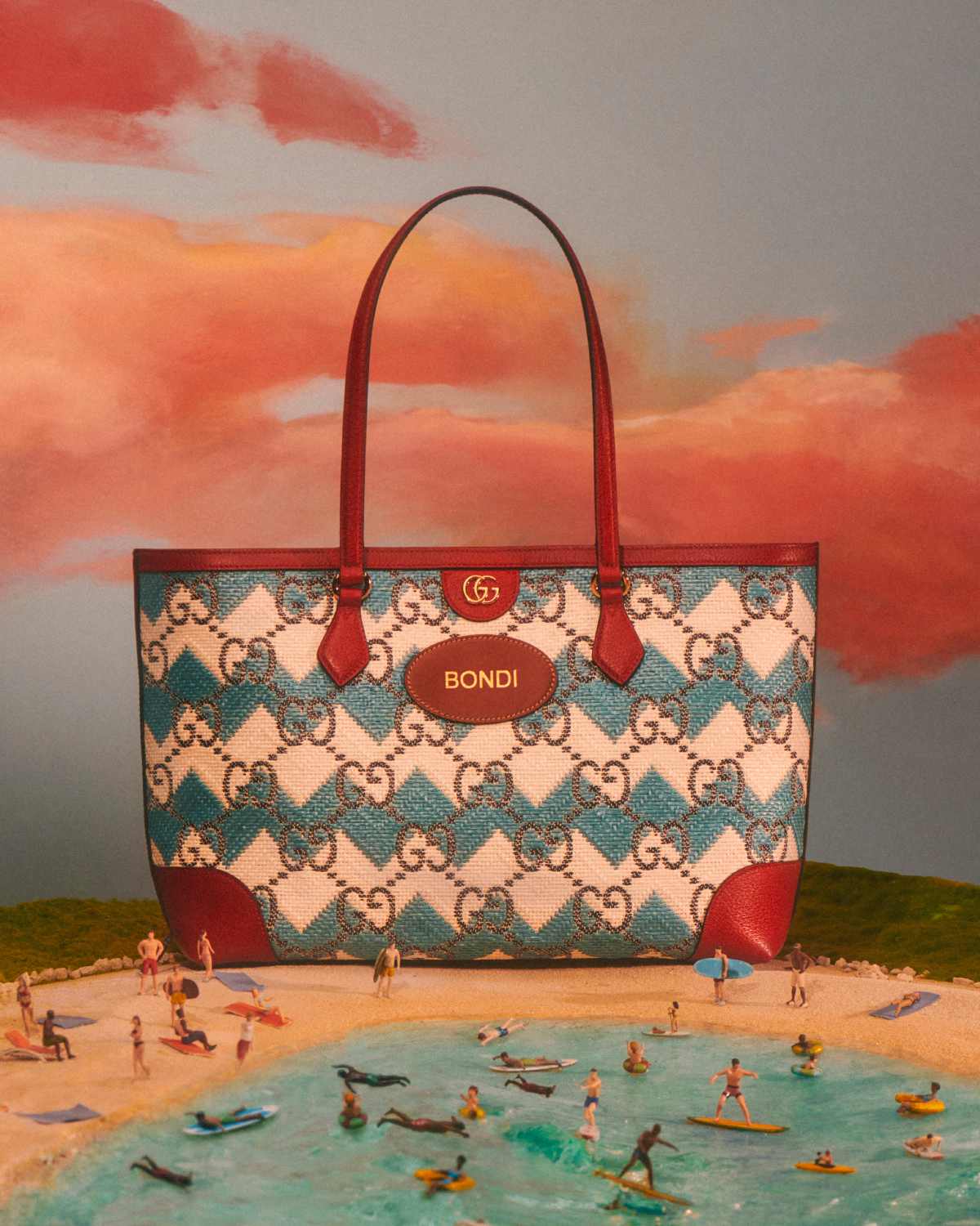 Gucci Presents Its New Resort Collection