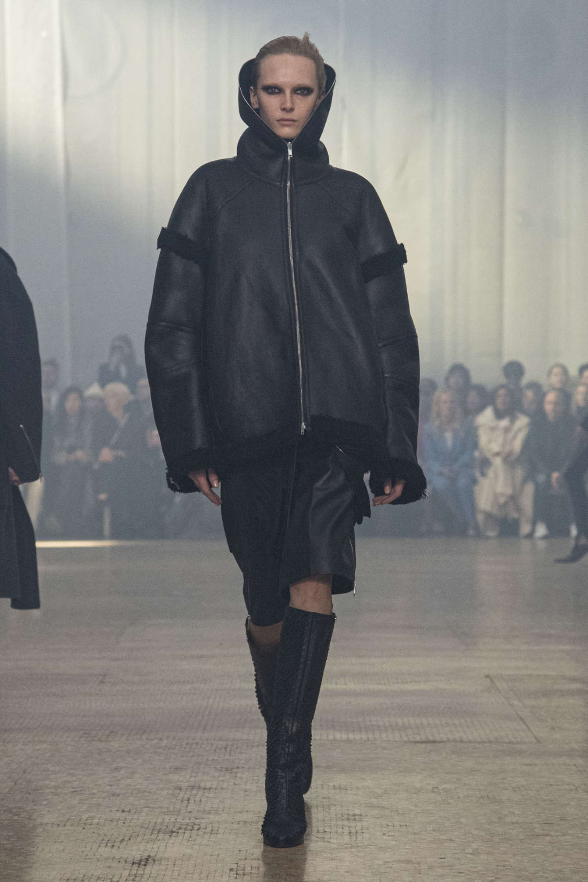 Helmut Lang Presents Its New Fall/Winter 2024 Collection: Protection Vs. Projection