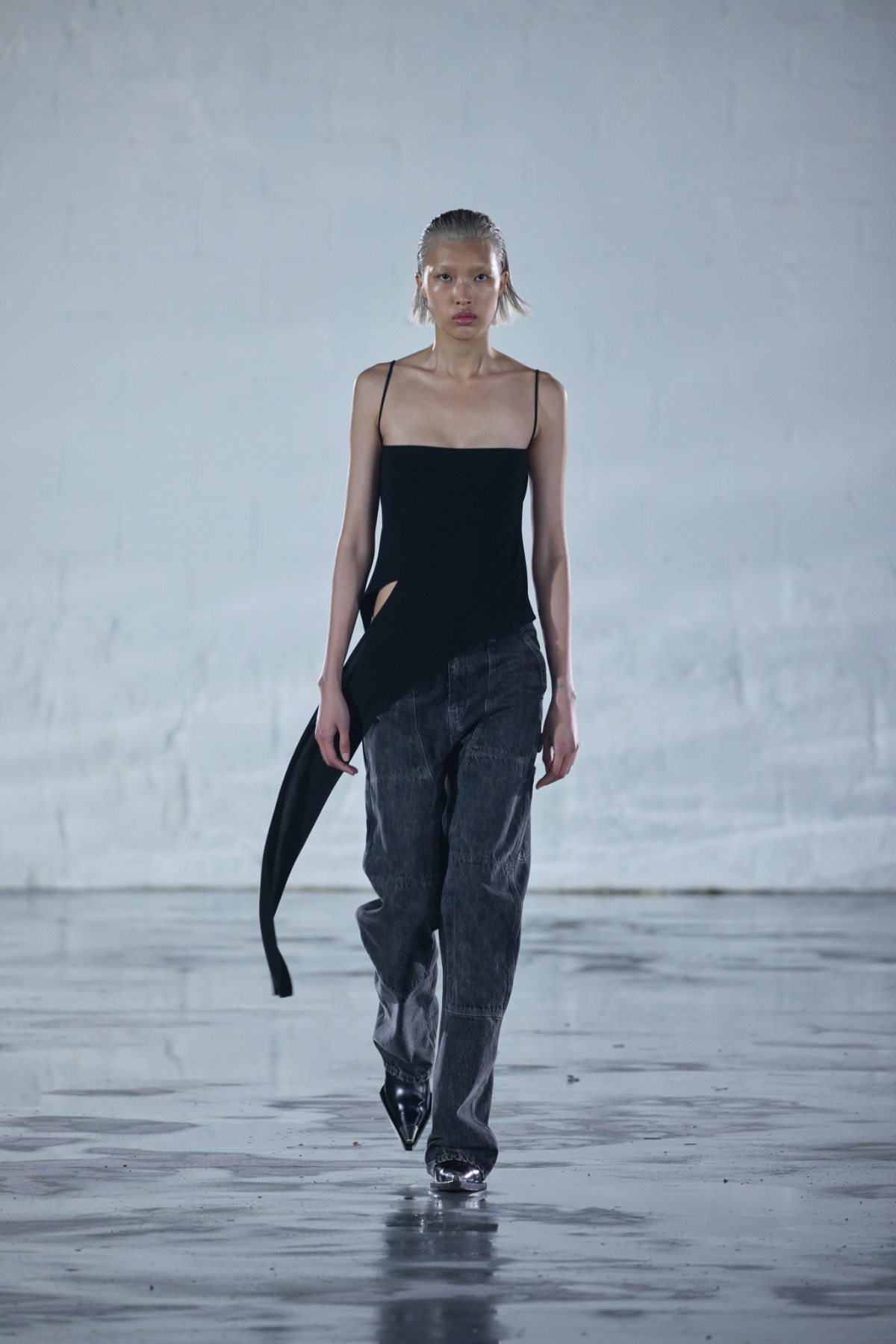 Helmut Lang Presents Its New Fall Winter 2023 Collection