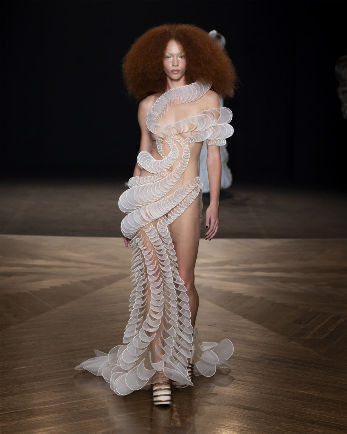 Iris Van Herpen Presents Her New Haute Couture Autumn Winter 2025-26 Collection: Sympoiesis