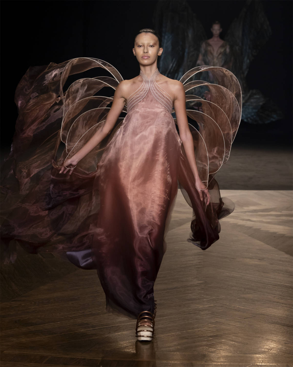 Iris Van Herpen Presents Her New Haute Couture Autumn Winter 2025-26 Collection: Sympoiesis