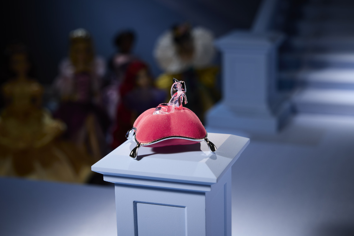 Viktor&Rolf x Disney Couture Cinderella Collector Doll Unveiled