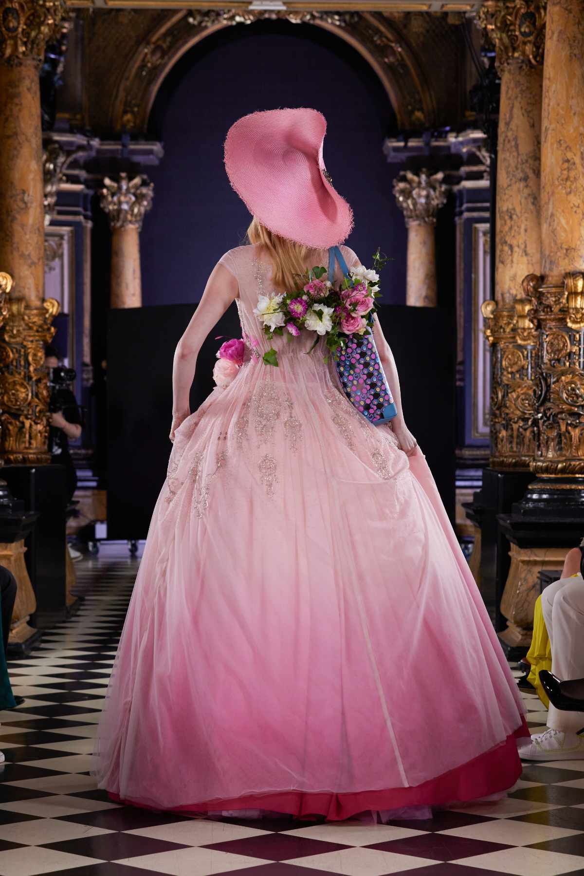 Julien Fournié Presents His New Haute Couture Fall/Winter 2024-25 Collection: Last Queen