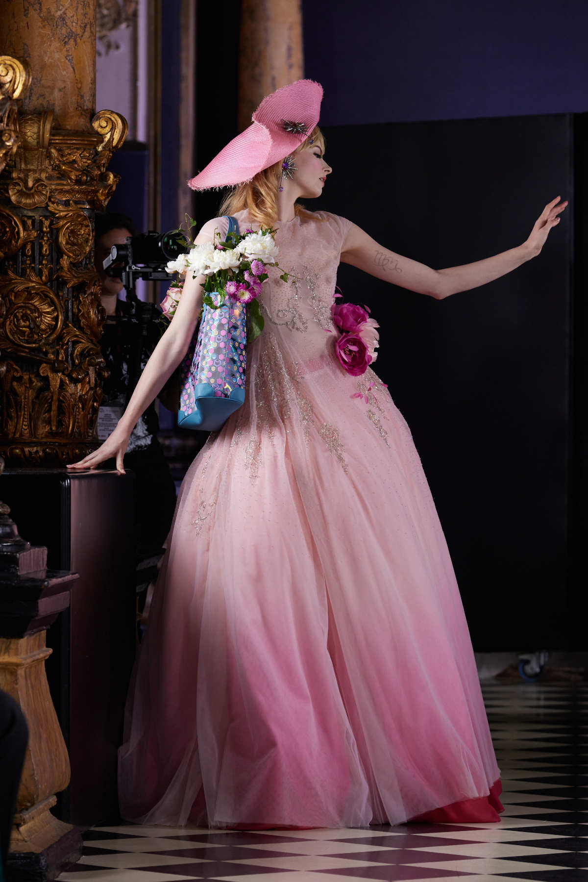 Julien Fournié Presents His New Haute Couture Fall/Winter 2024-25 Collection: Last Queen