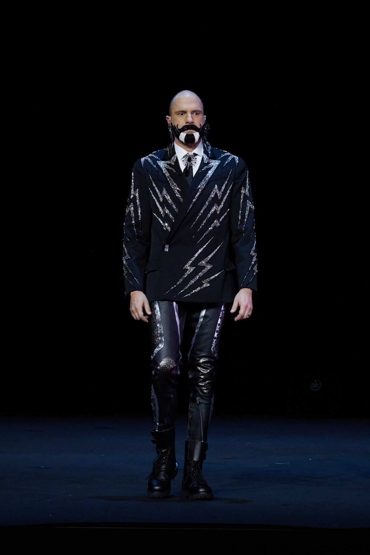 Julien Fournié Presents His New Haute Couture Spring-Summer 2025 Collection: First Circus