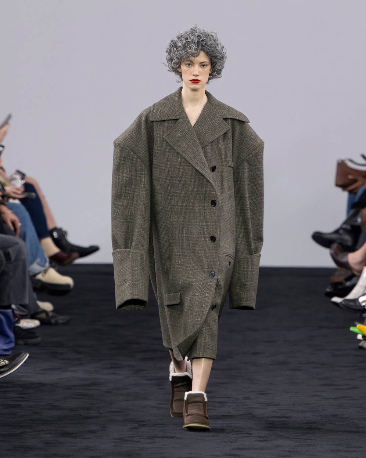 JW Anderson Presents Its New Women's Autumn Winter 2024 Collection