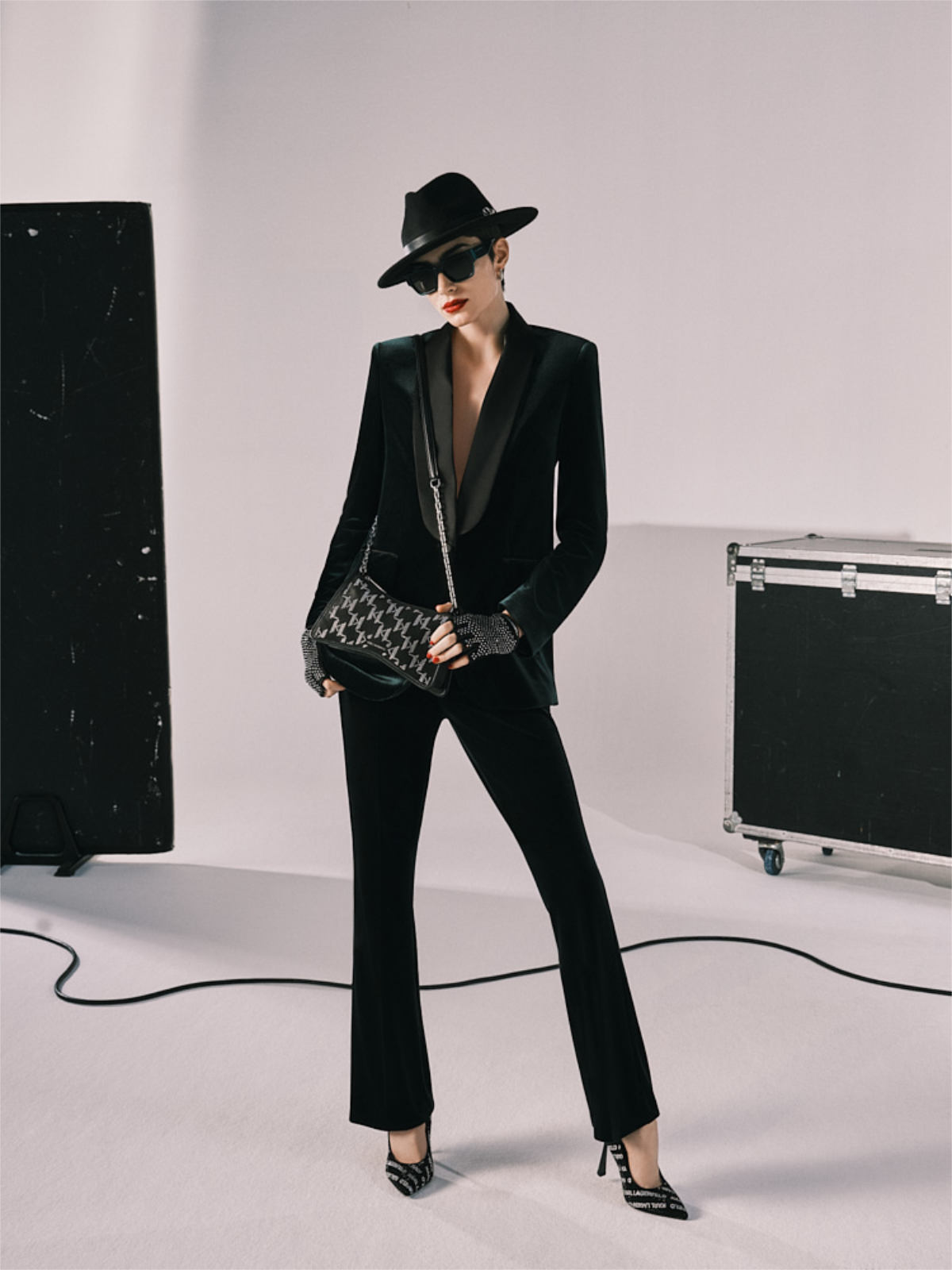 Karl Lagerfeld Presents Its New Resort 2024 Collection