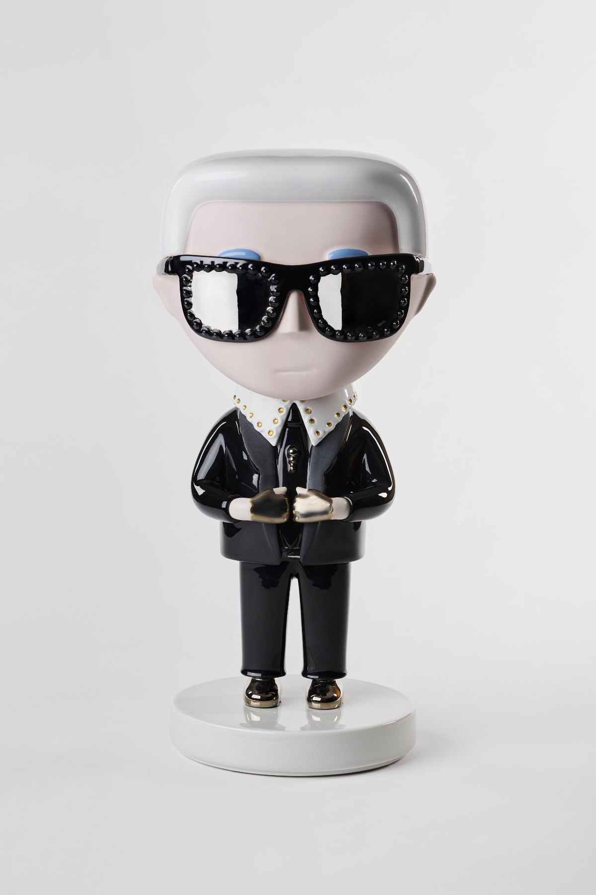 Karl Lagerfeld X Bosa: A New Collaboration Showcasing Two Exclusive Sculptures