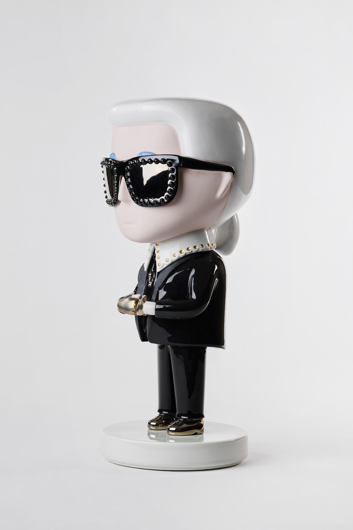 Karl Lagerfeld X Bosa: A New Collaboration Showcasing Two Exclusive Sculptures