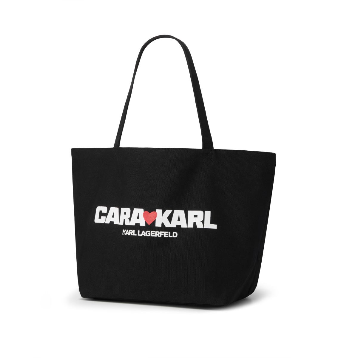 Karl Lagerfeld Presents Its New CARA LOVES KARL Collection