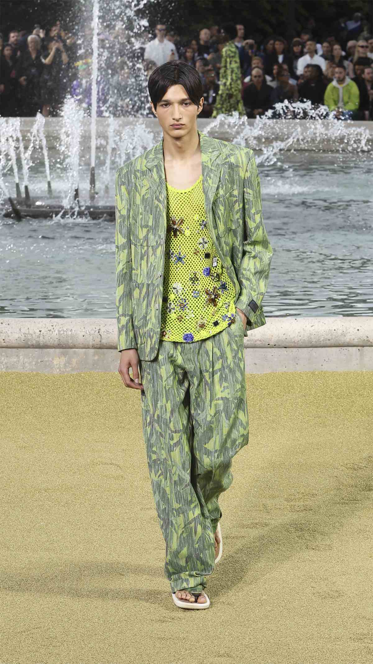 Kenzo Presents Its New Spring-Summer 2025 Women’s & Men’s Collection