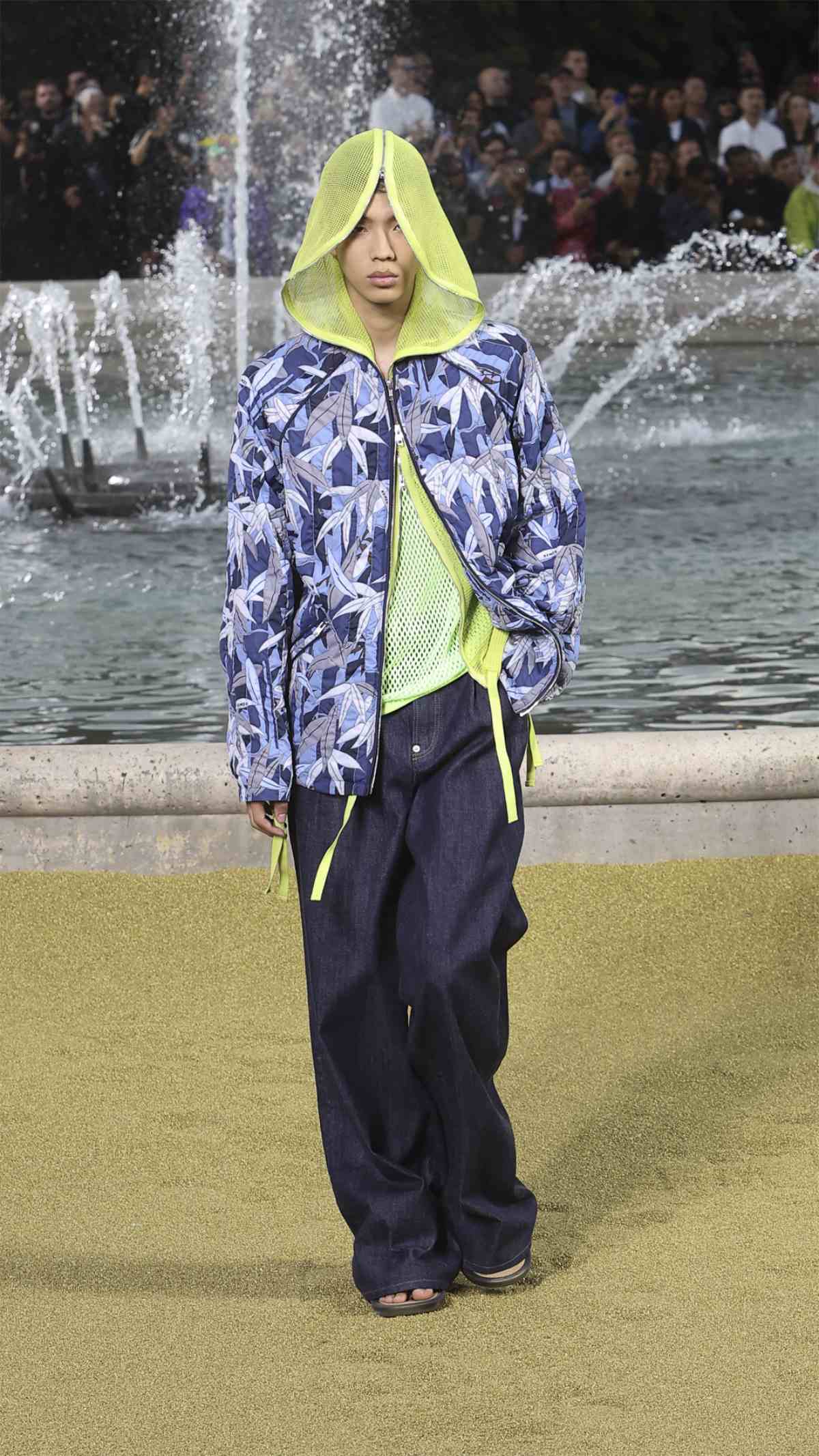 Kenzo Presents Its New Spring-Summer 2025 Women’s & Men’s Collection