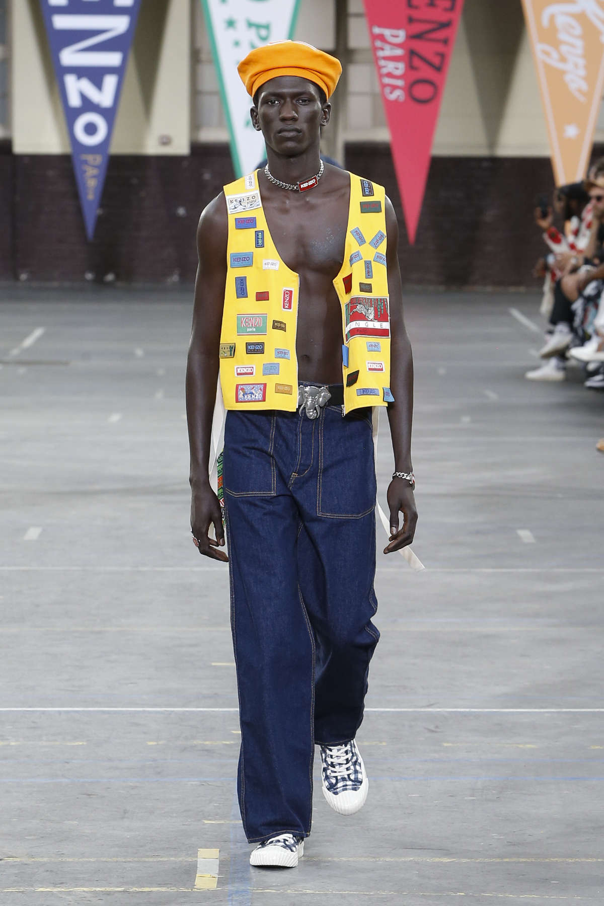 How Kenzo found a preppy, 70s groove at Paris Fashion Week: Nigo's  autumn/winter 2022 menswear collection mixed Scout's scarves with African  vibrancy and Asian crossover styles