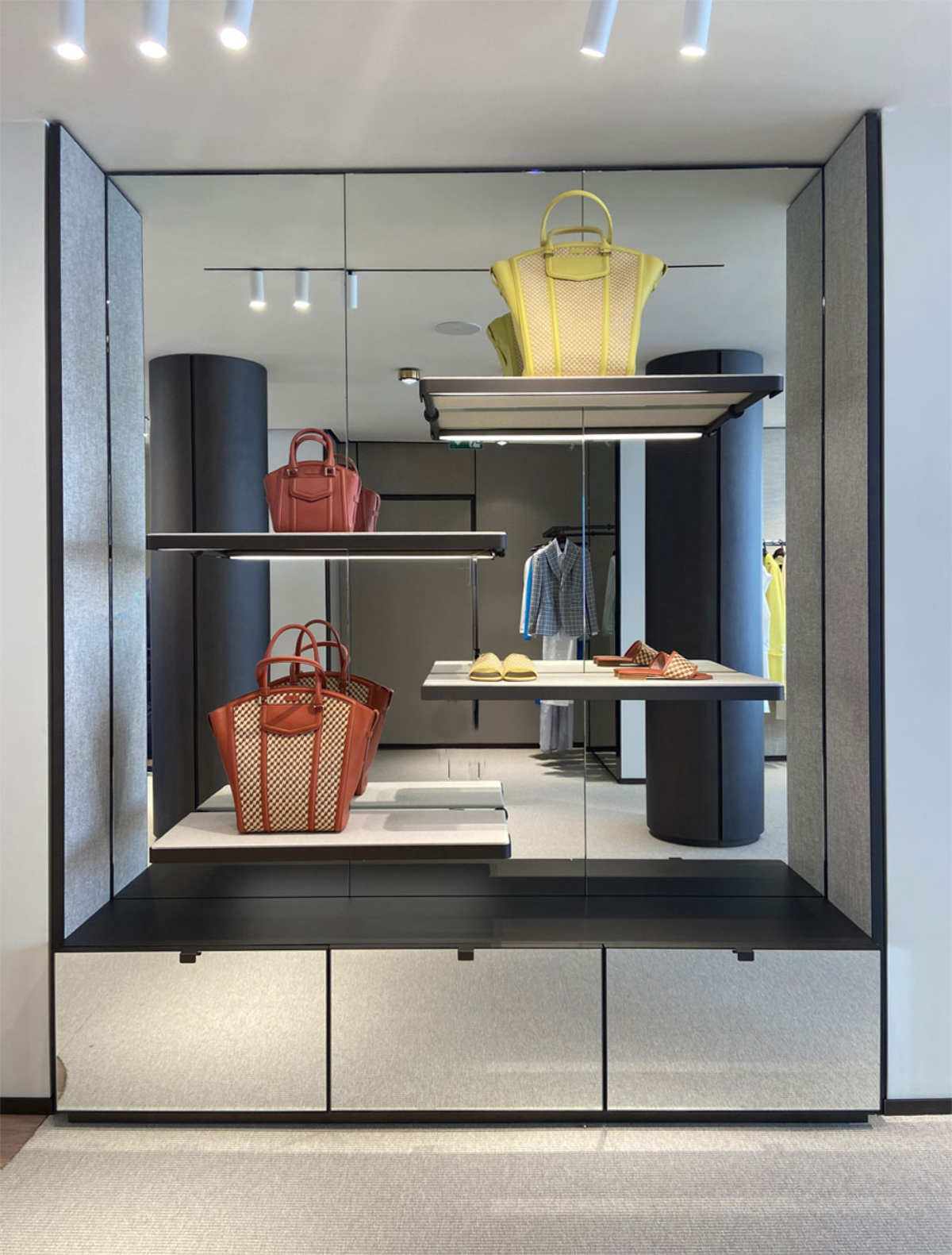 Kiton: Redesigned Kiton Boutique In London - Luxferity