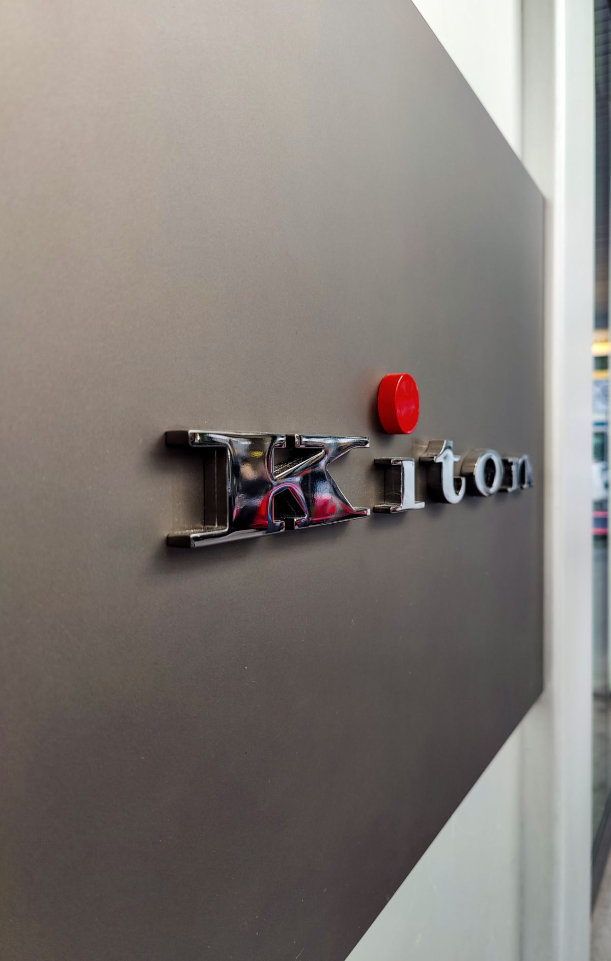 Kiton's Redesigned Boutique In Zurich