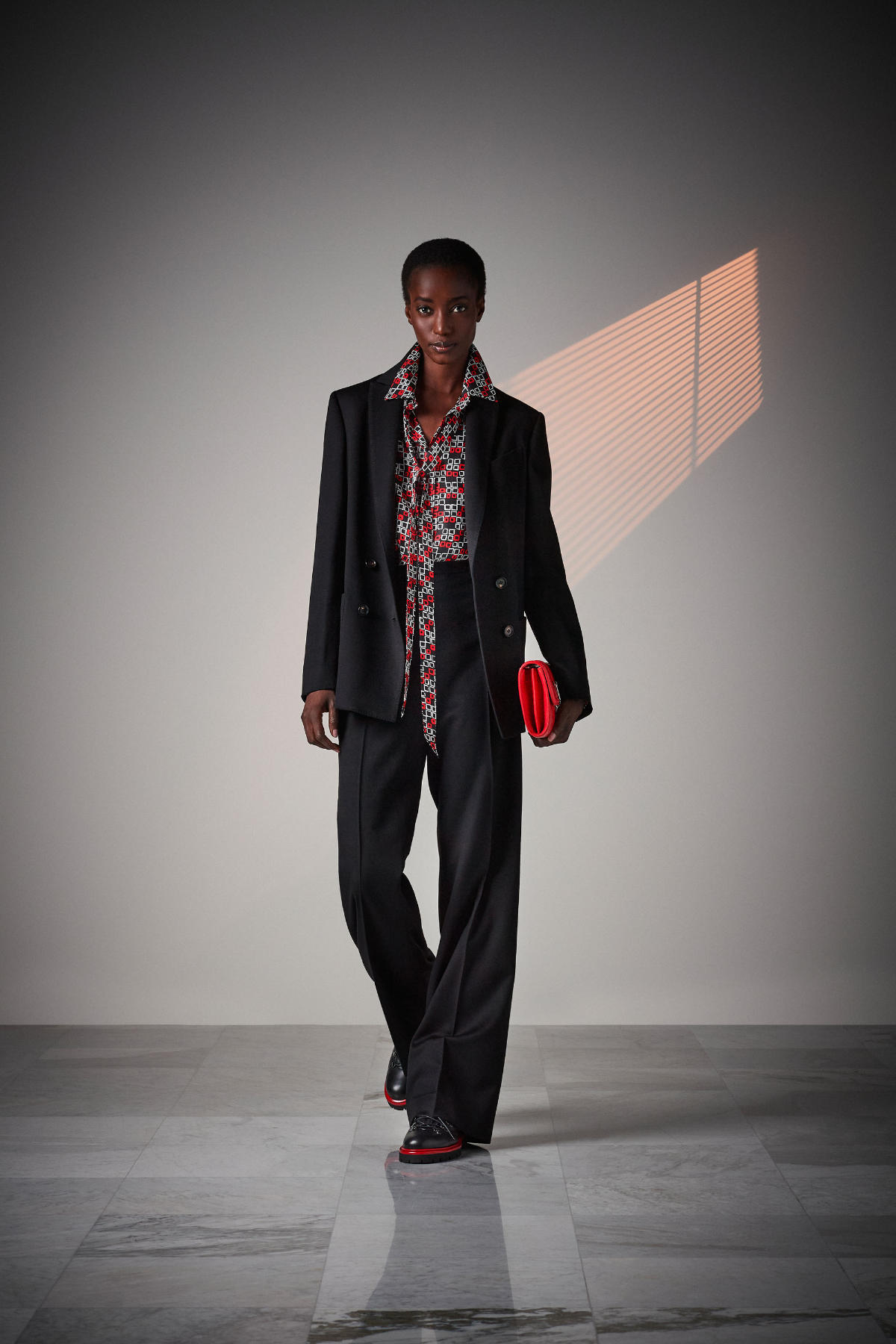 Kiton Presents Its AW 22/23 Womenswear Collection: A New York State Of Mind