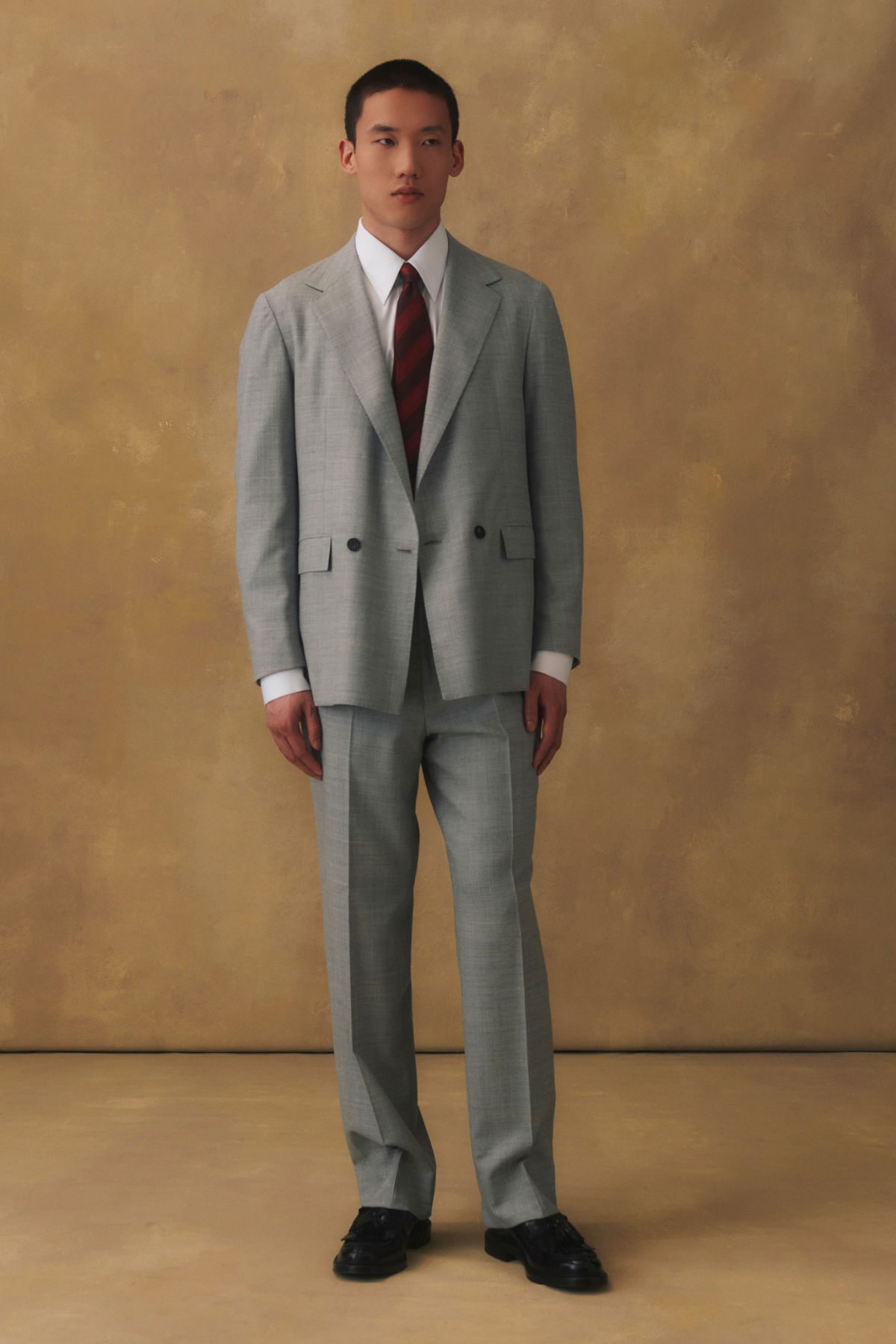 Kiton Presents Its KNT Autumn-Winter 2025/26 Menswear Collection: Intersections