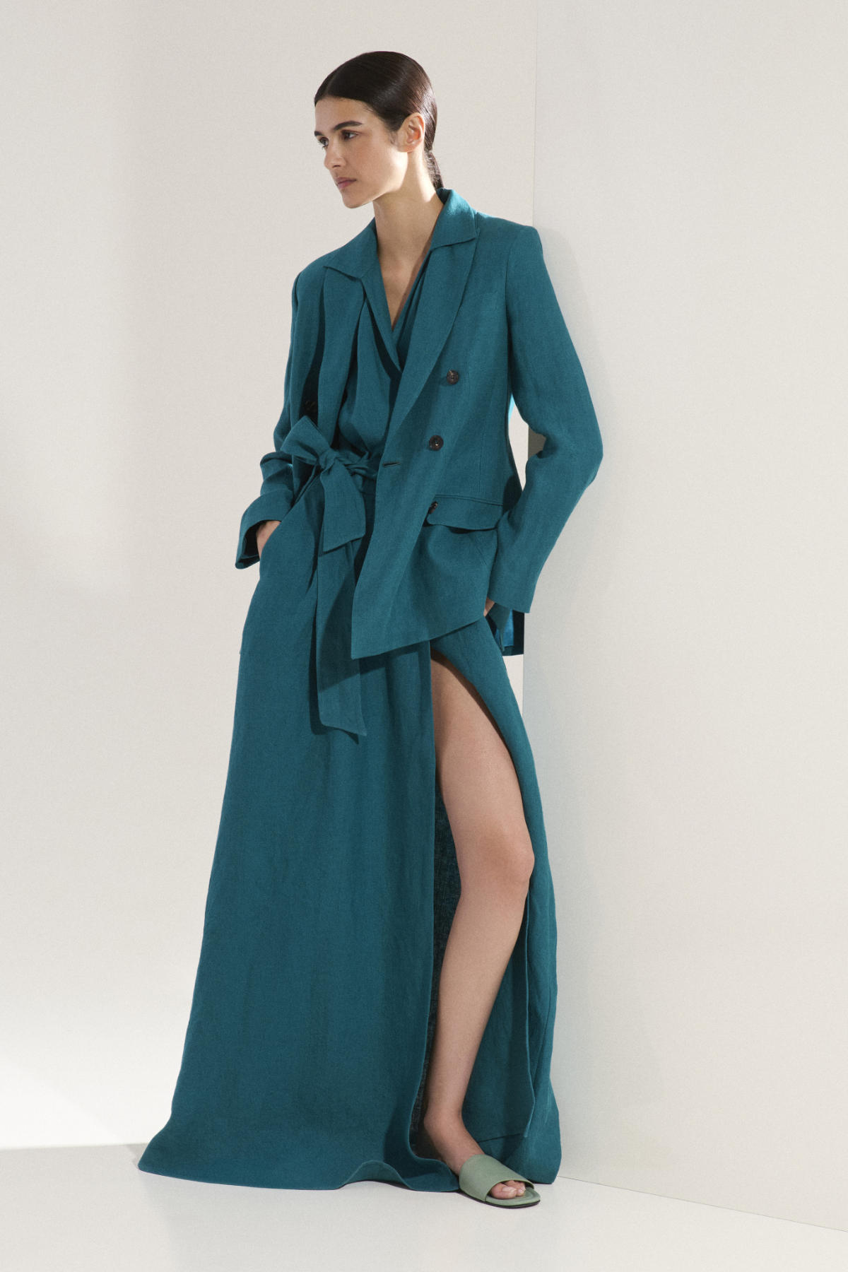 Kiton Women’s Spring Summer 2026: Immerse In Purposeful Elegance