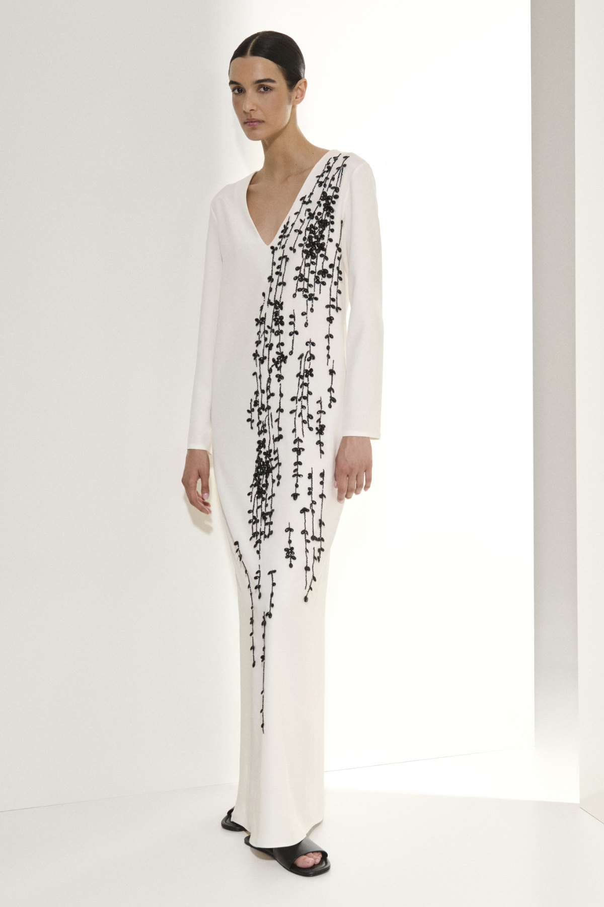 Kiton Women’s Spring Summer 2026: Immerse In Purposeful Elegance