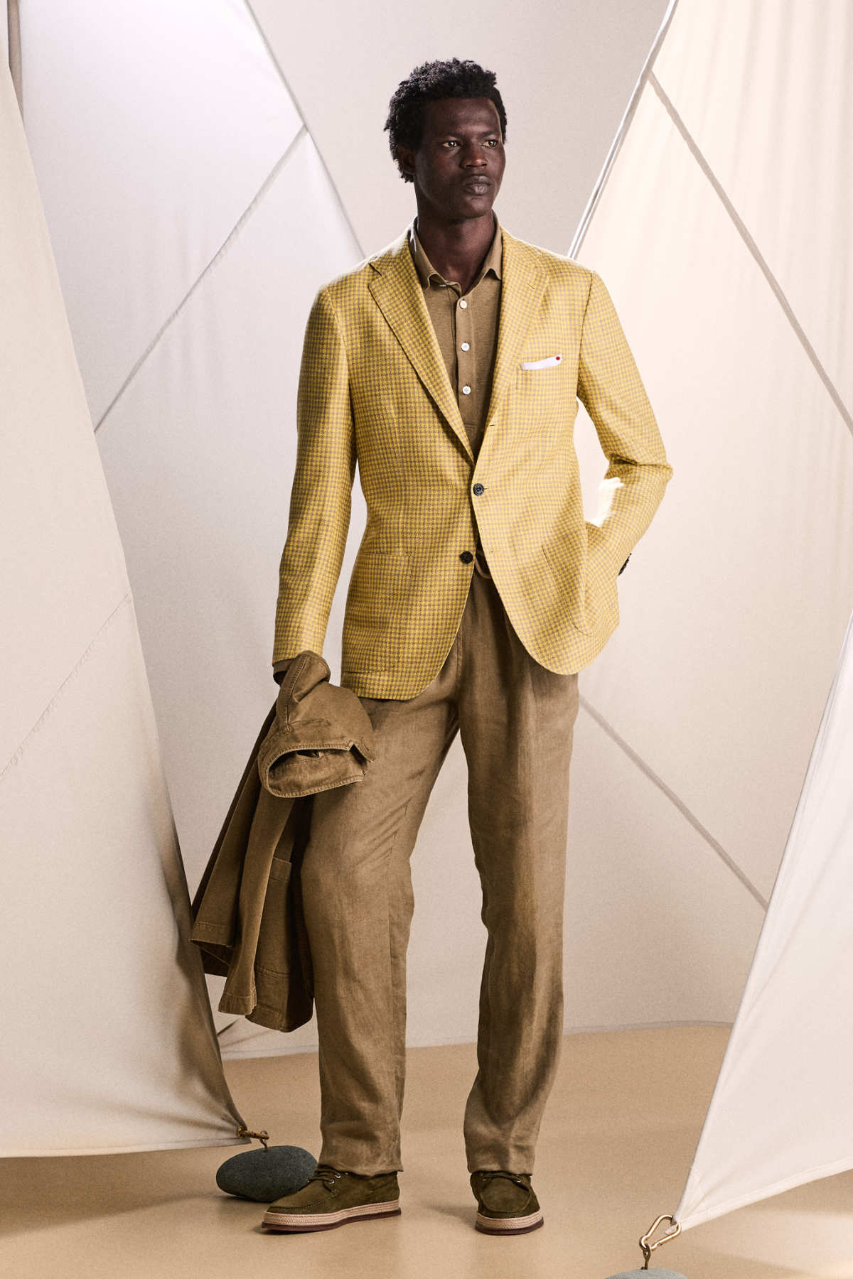 Kiton Presents Its New Spring-Summer 2024-25 Men's Collection