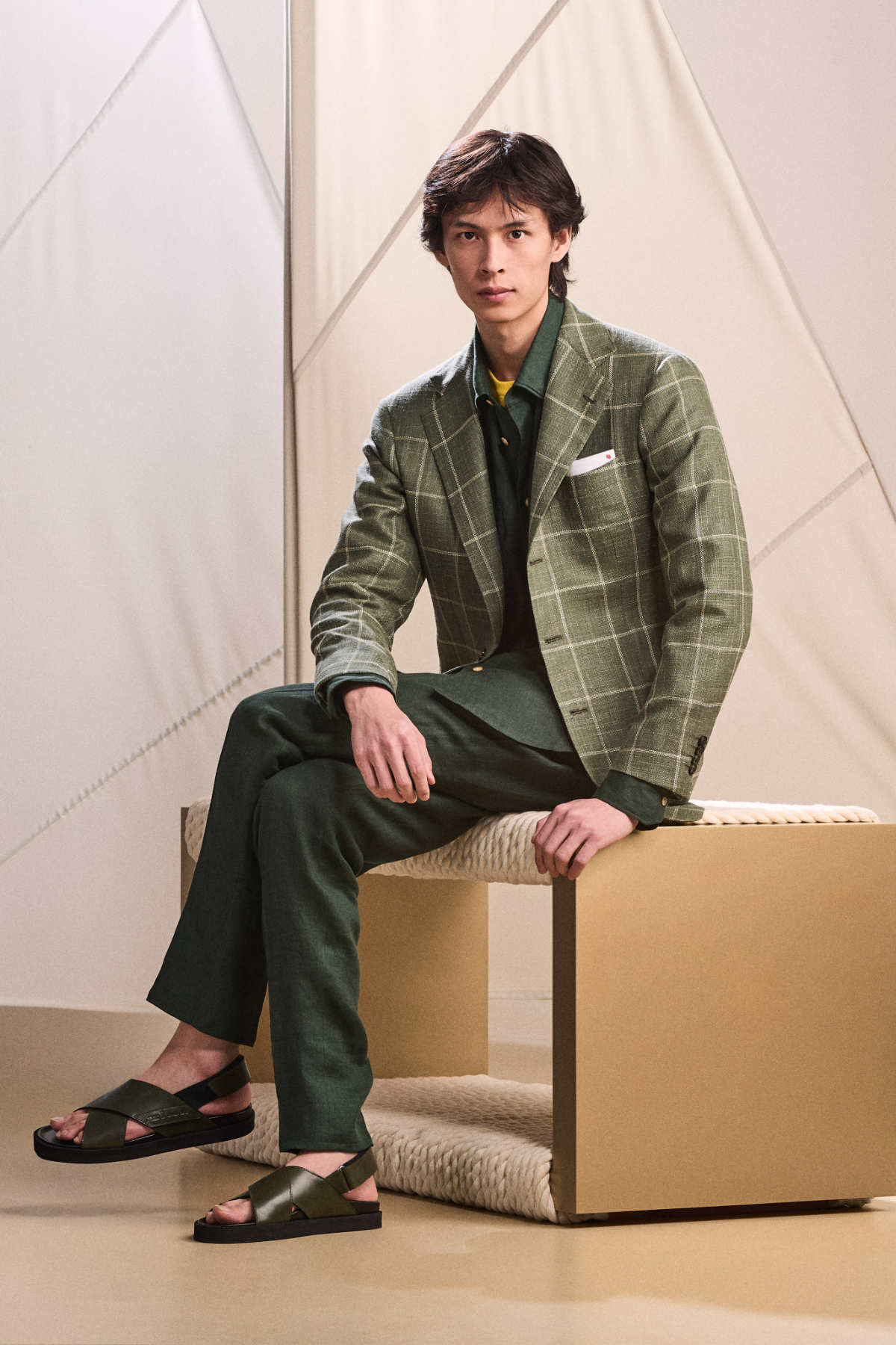 Kiton Presents Its New Spring-Summer 2024-25 Men's Collection