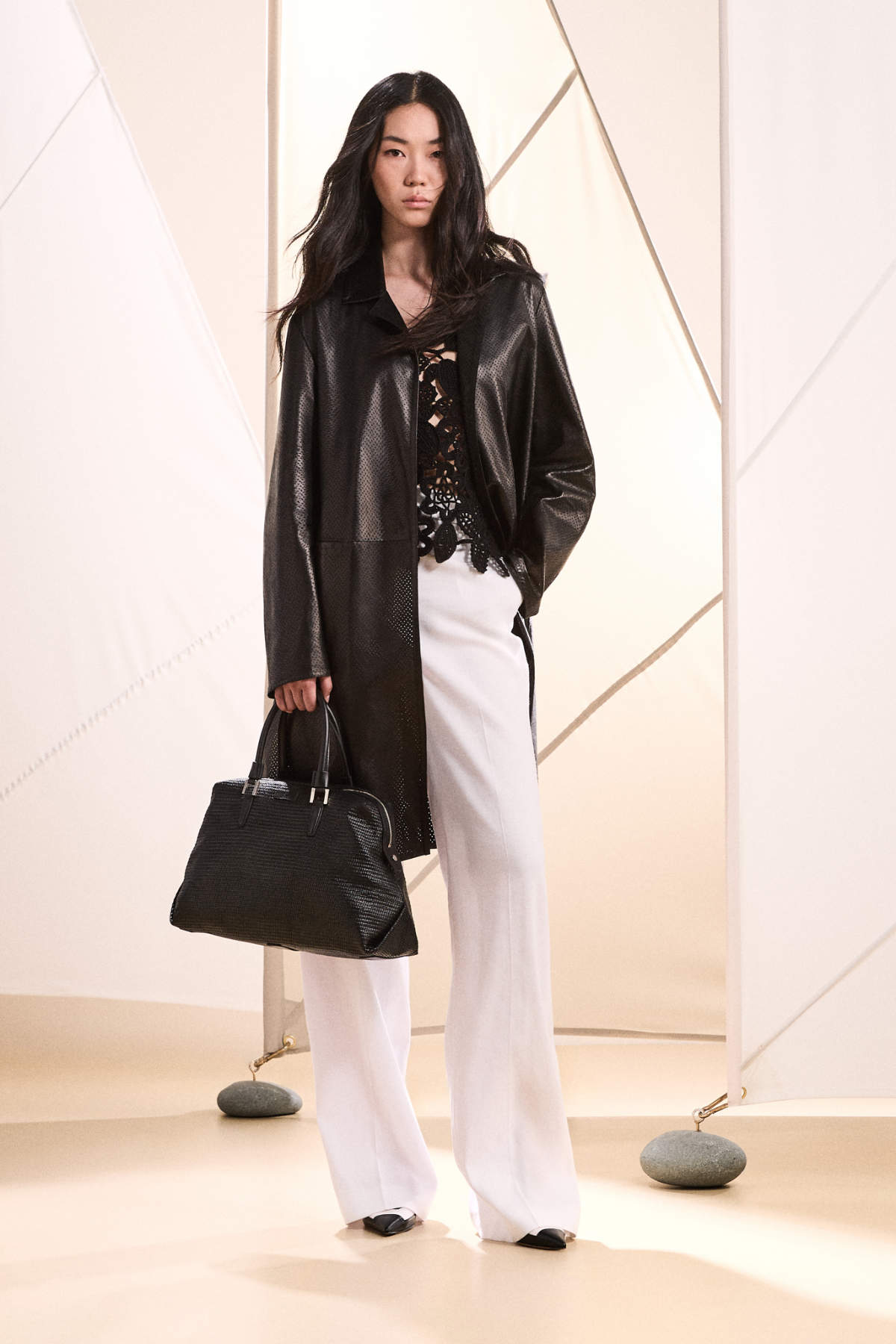 Kiton Presents Its New Spring-Summer 2025 Women's Collection