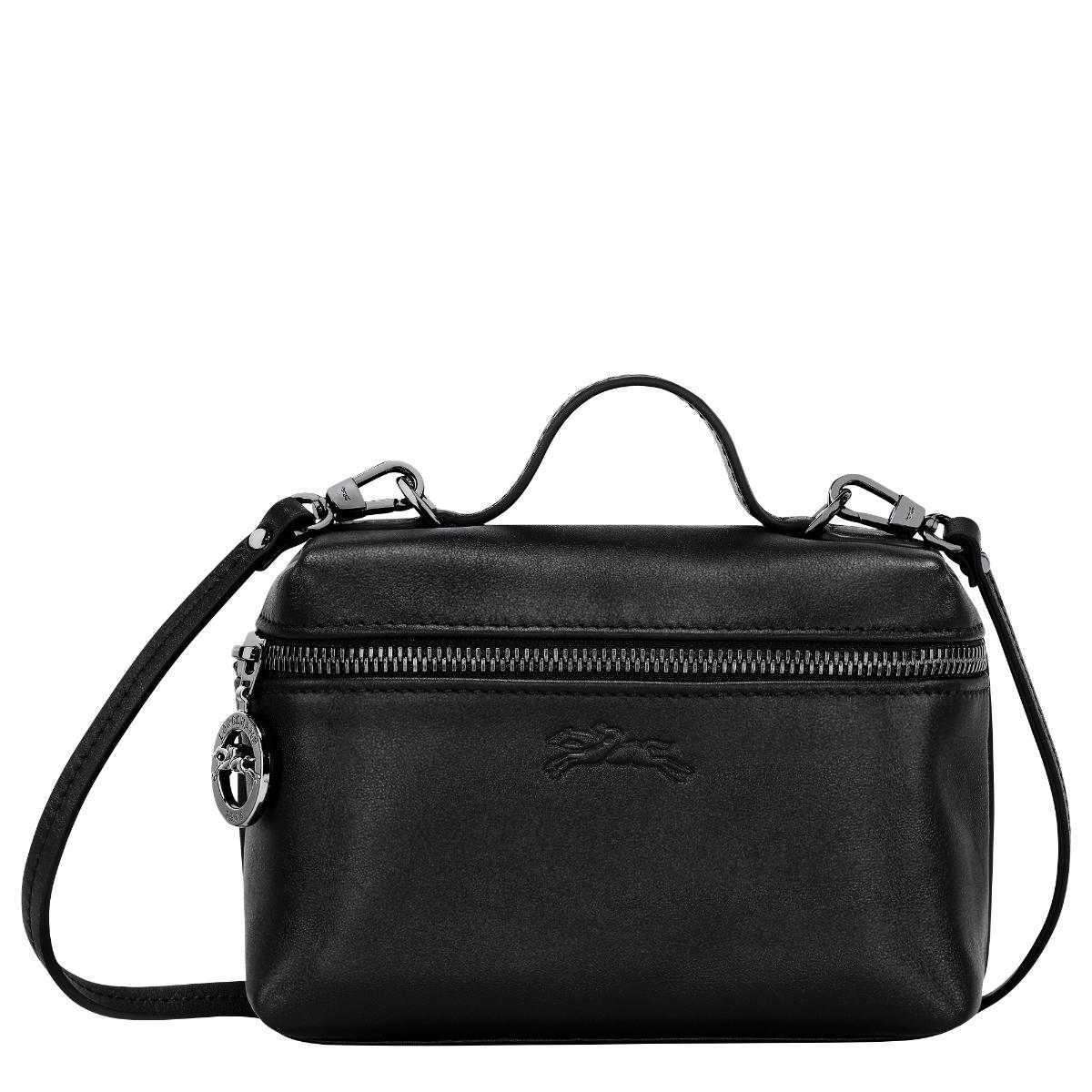 A New Look For Le Pliage Cuir