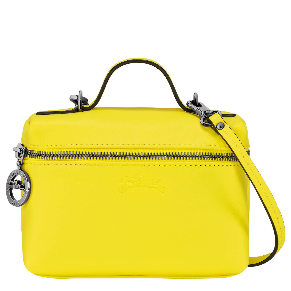 A New Look For Le Pliage Cuir