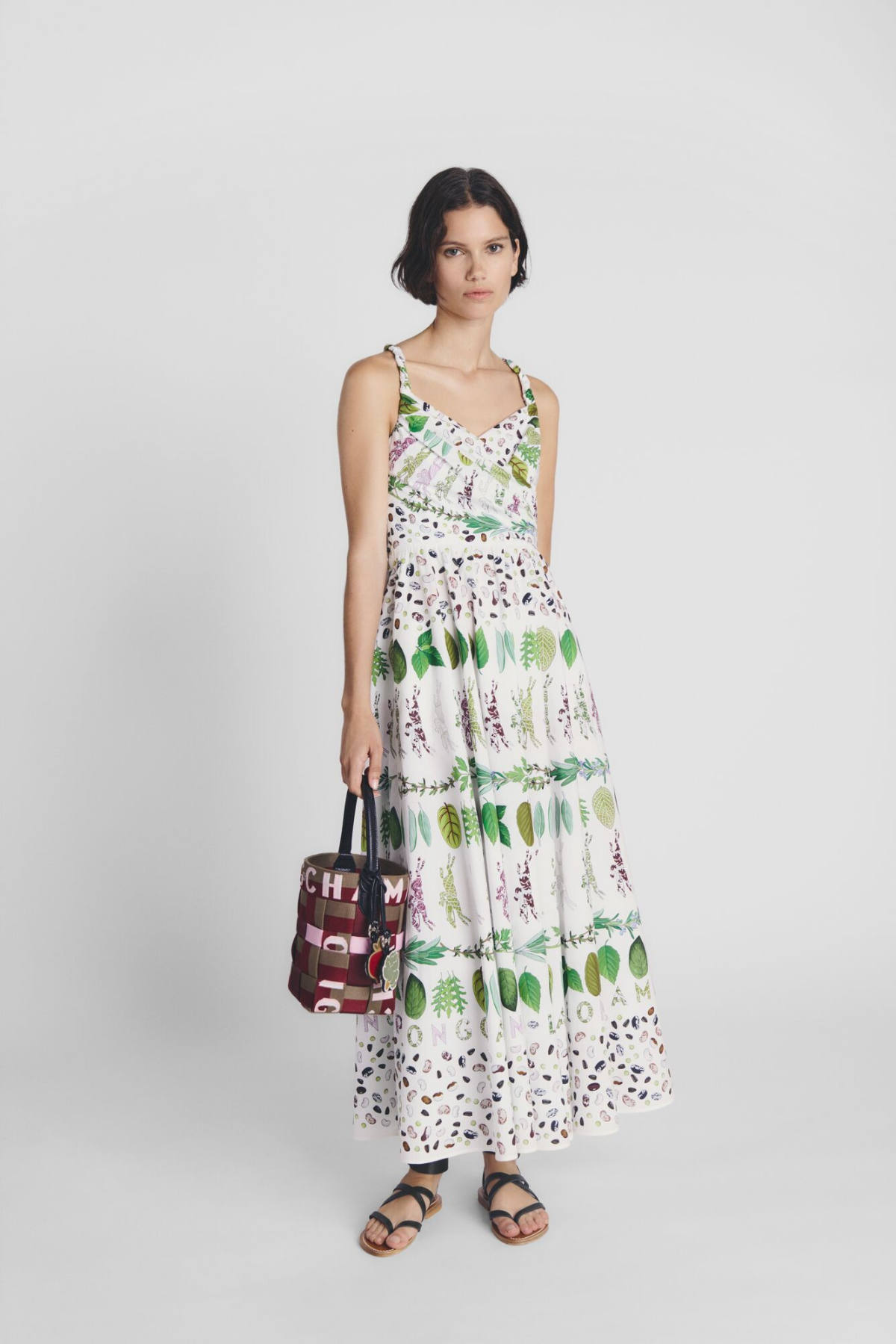 Longchamp Presents Its New Summer 2025 Collection: Live Green!