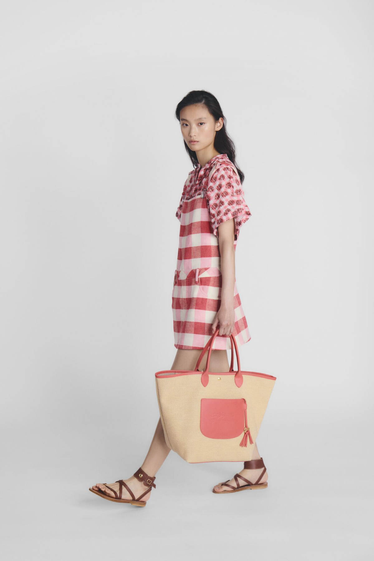 Longchamp Presents Its New Summer 2025 Collection: Live Green!