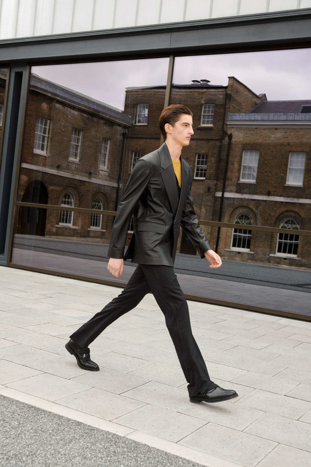 dunhill Presents Its New Spring Summer 2023 Collection: In Movement