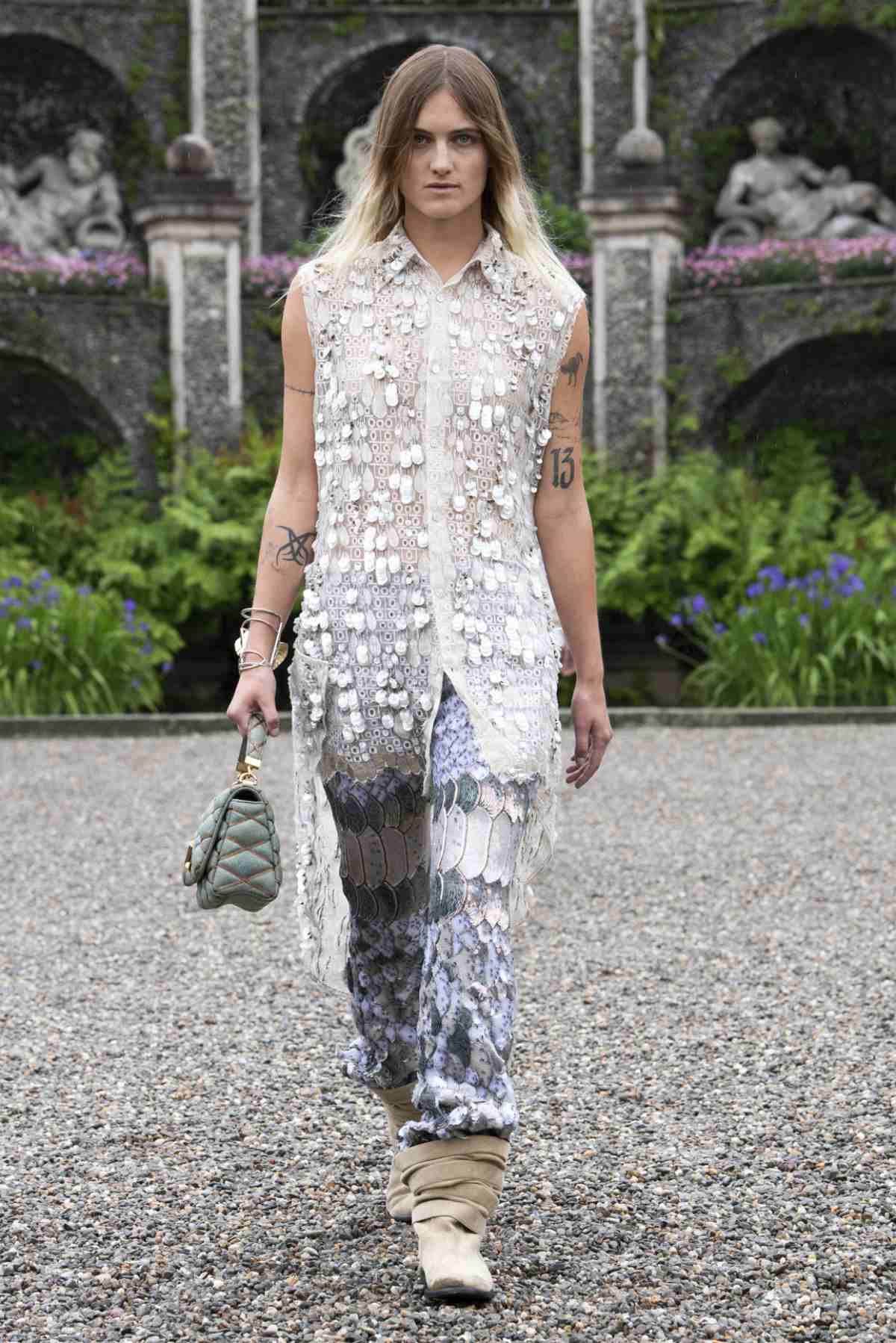 Louis Vuitton Presents Its New 2024 Women's Cruise Collection