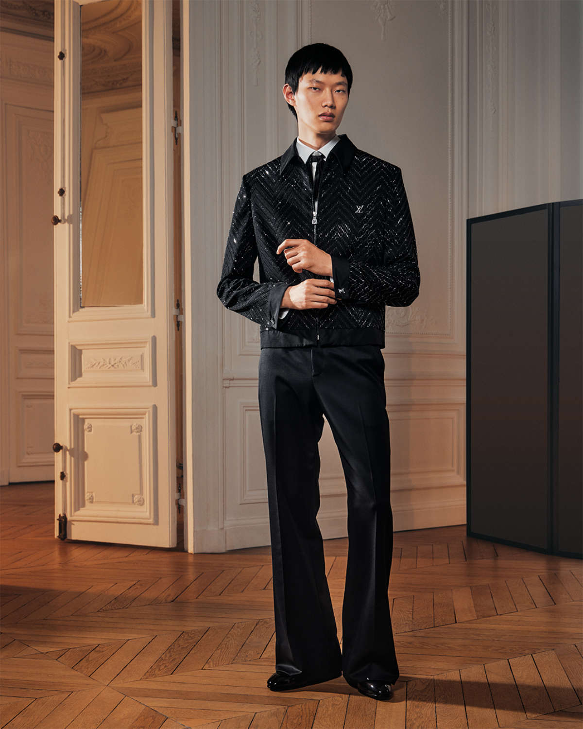 Louis Vuitton Presents Its New Formal Menswear Pre-Collection For Fall-Winter 2025