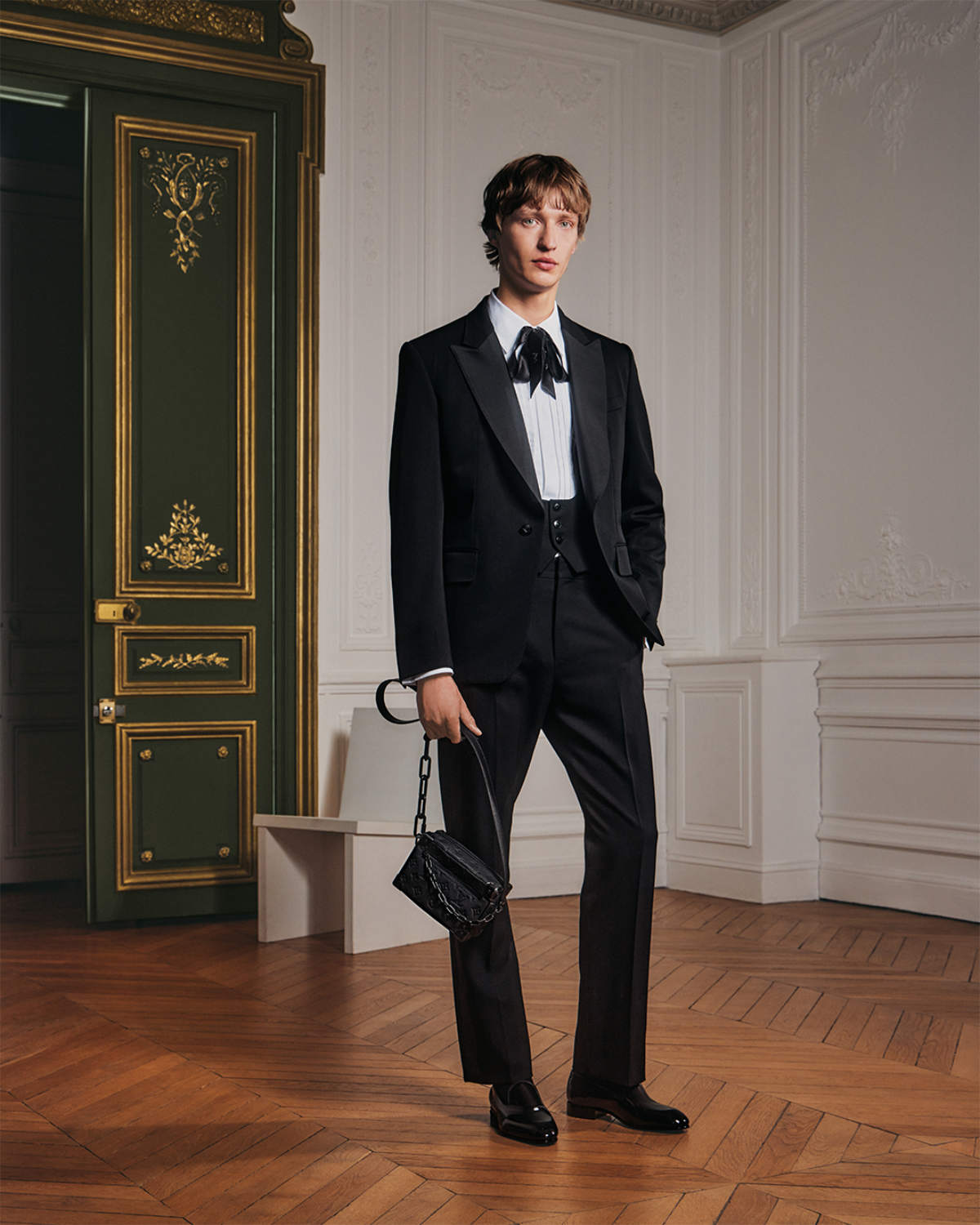 Louis Vuitton Presents Its New Formal Menswear Pre-Collection For Fall-Winter 2025