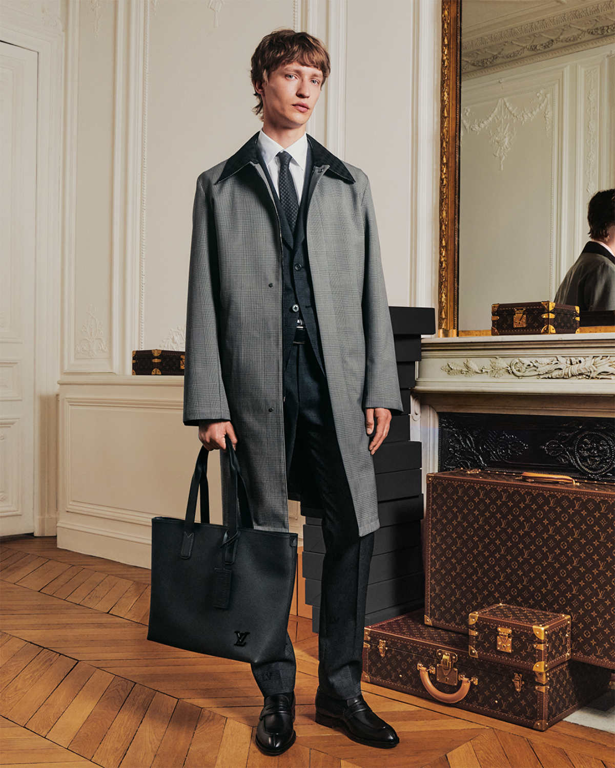 Louis Vuitton Presents Its New Formal Menswear Pre-Collection For Fall-Winter 2025