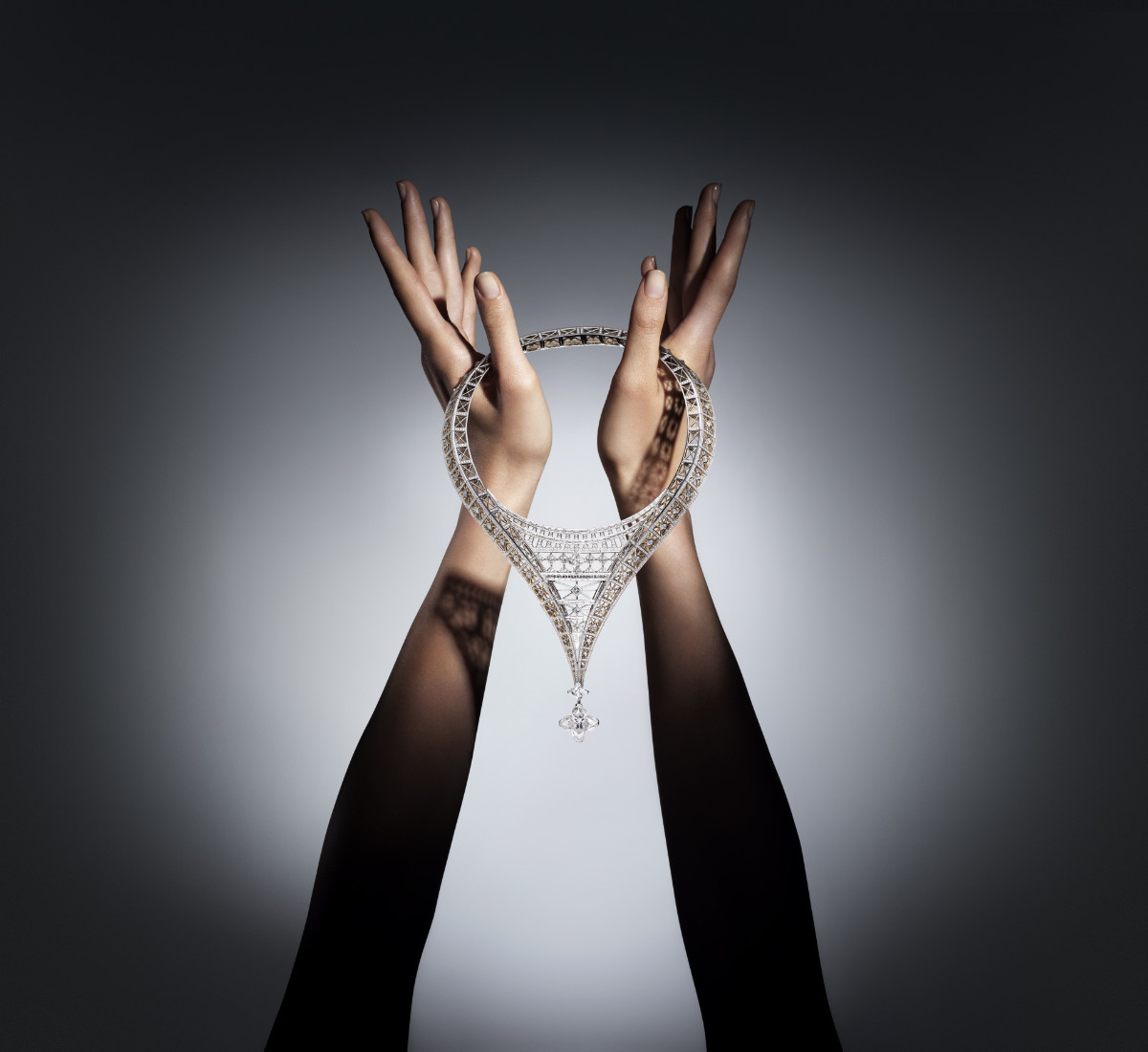 Louis Vuitton Presents Its New High Jewelry Collection: Awakened Hands, Awakened Minds