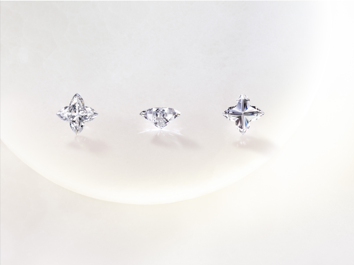 Louis Vuitton Presents Its New LV Diamonds Collection