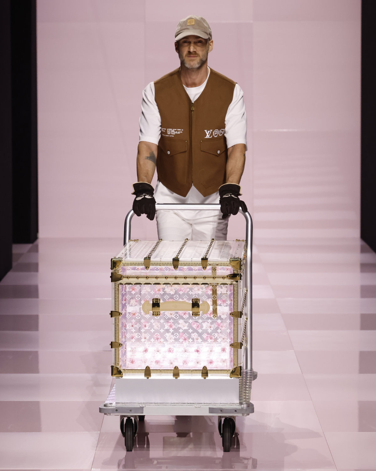 Louis Vuitton Presents Its New Men's Fall-Winter 2025 Collection