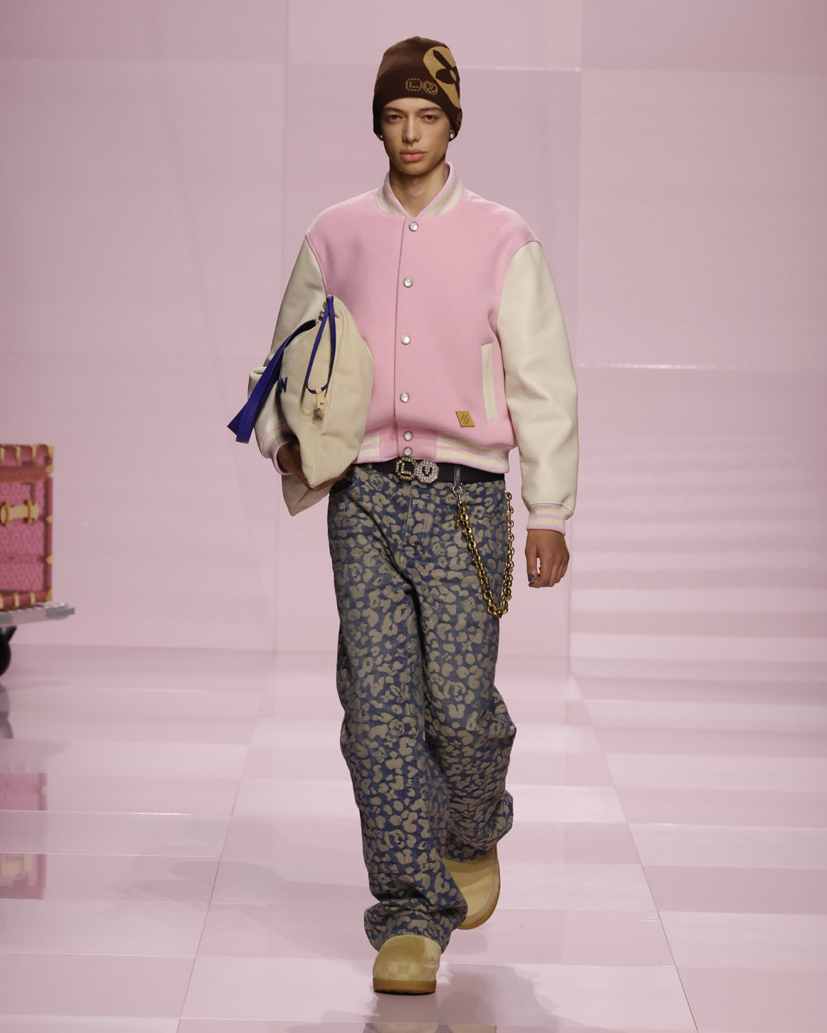 Louis Vuitton Presents Its New Men's Fall-Winter 2025 Collection